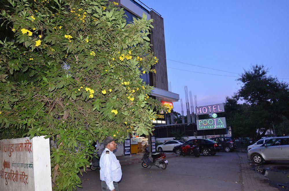 Pooja International Nashik Hotel Exterior photo