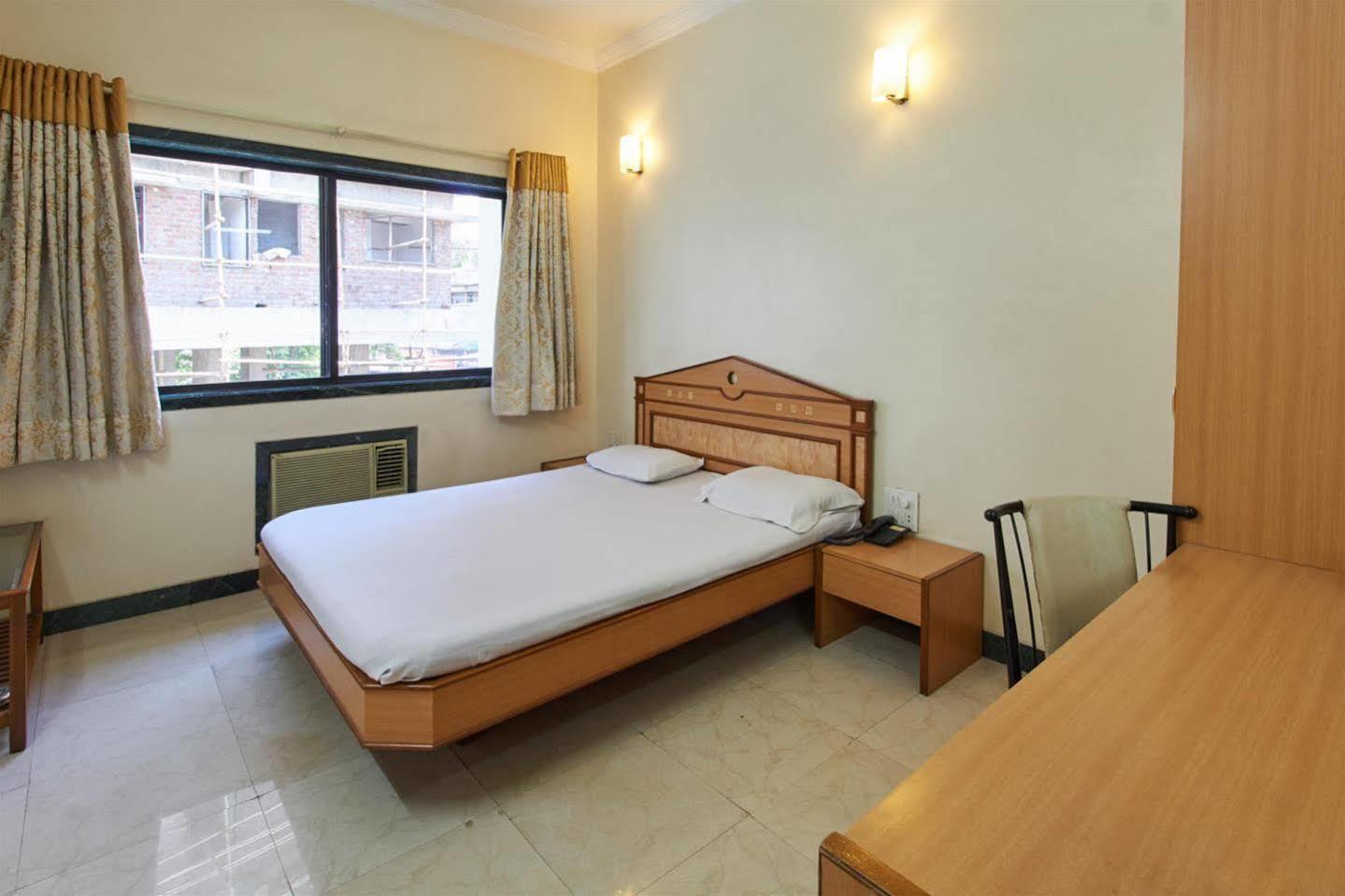 Pooja International Nashik Hotel Exterior photo